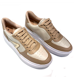 TENIS EM COURO